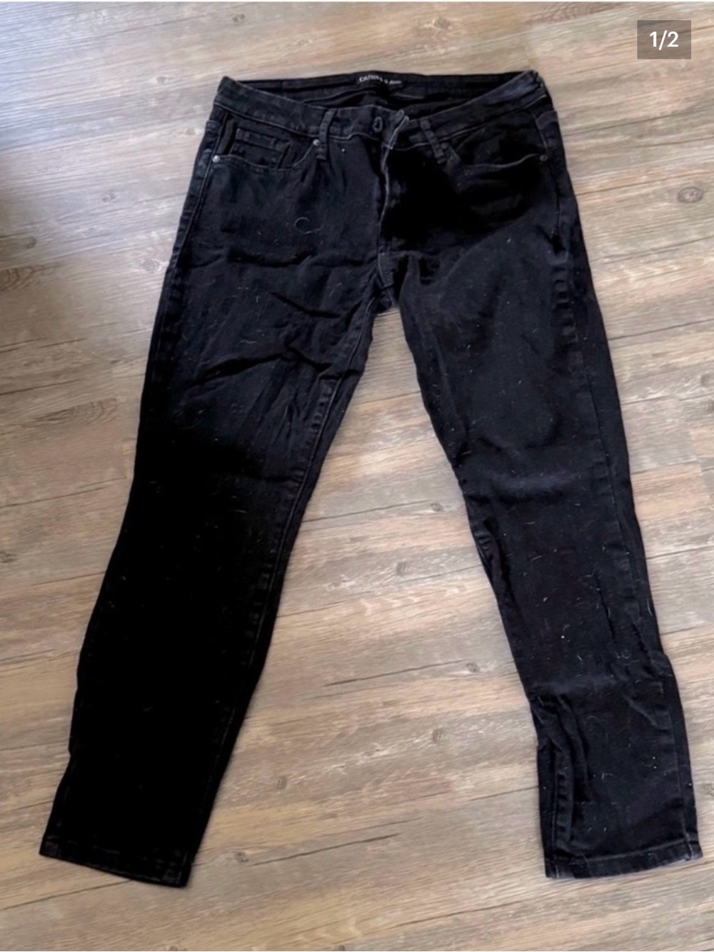 Guess black skinny jeans Size 30 short